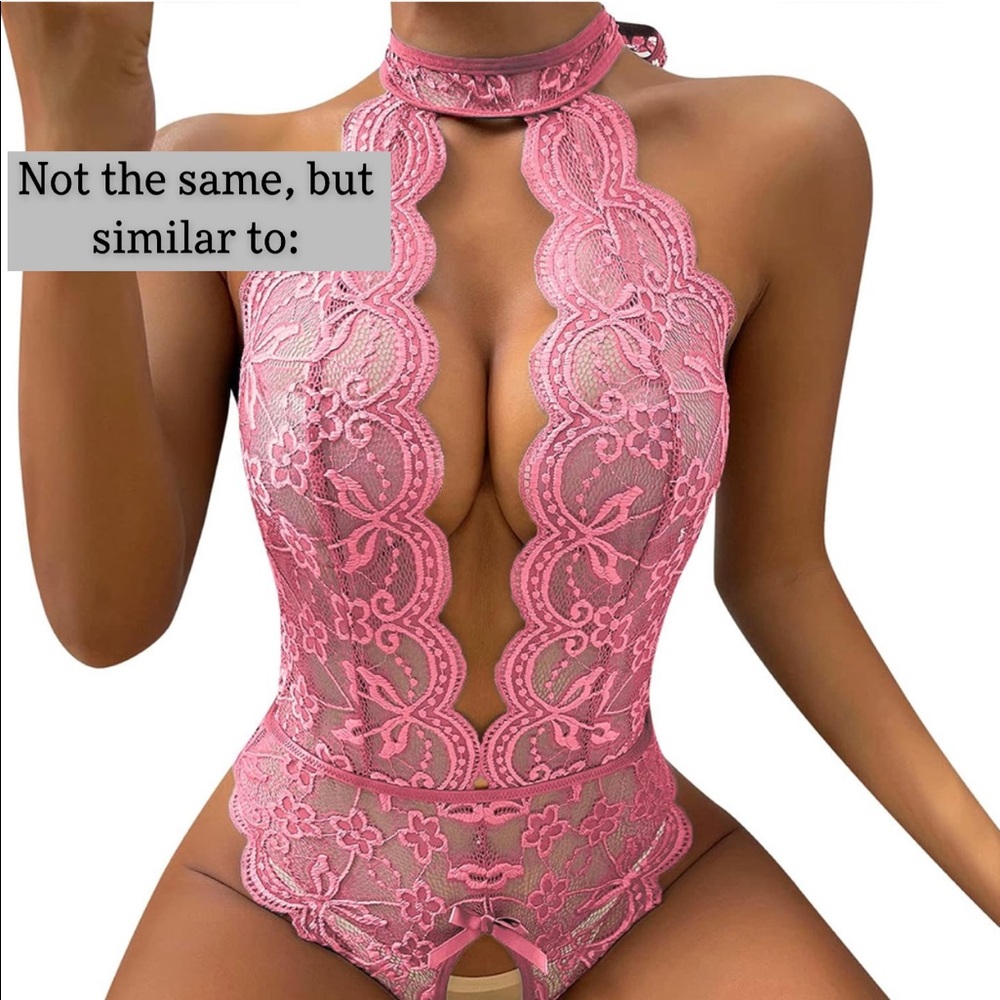 Black Deep-V Lingerie Lace Bodysuit w Neck Piece